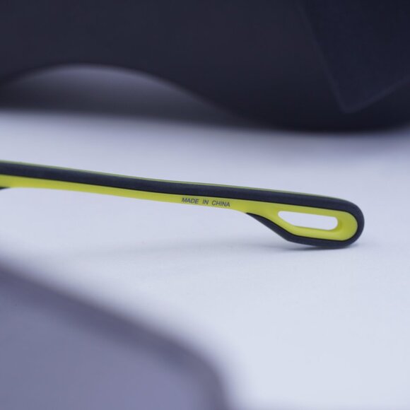 CARRERA 4017/S 0XYO MT Shield Sunglasses - Light Grey/Yellow/Green Mirror - Picture 8 of 9